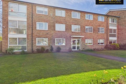 2 bedroom apartment for sale, Stapleton Close, Potters Bar