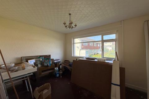 undefined, Maple Close, Barry