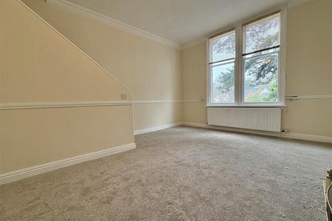 undefined, Flat 3, 75 Finchfield Road, Finchfield