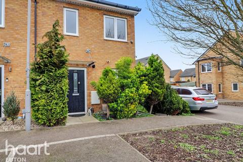 2 bedroom semi-detached house for sale, Farley Meadows, Luton
