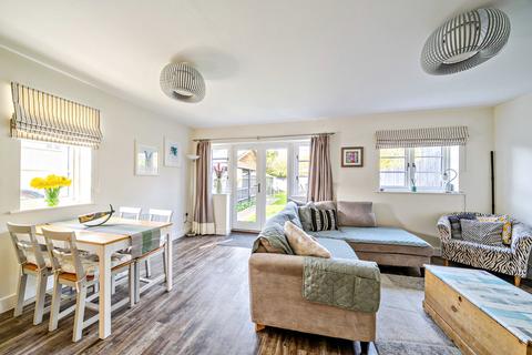 3 bedroom semi-detached house for sale, Taylors Yard, Winchester SO21