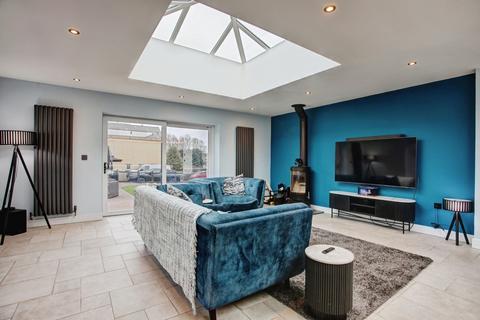 4 bedroom detached house for sale, North View, Dinnington, Tyne and Wear, NE13