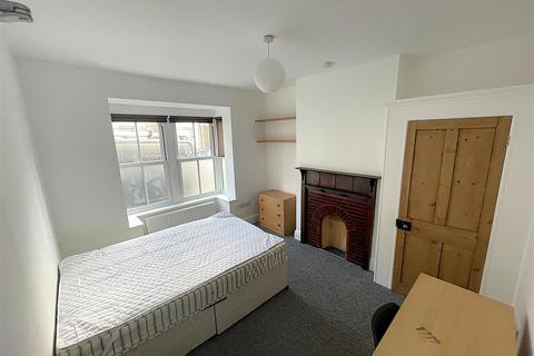 undefined, Alpha Road, Cambridge CB4