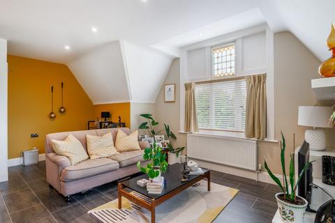 undefined, Hughendon Manor, Petersfinger, Salisbury