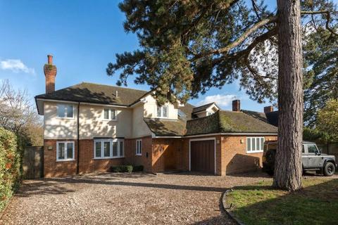 4 bedroom detached house for sale, Avenue Road, Bishop's Stortford, CM23