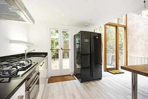 2 bedroom flat to rent, Clarendon Gardens, Little Venice, London, W9