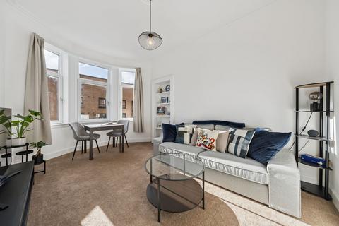 1 bedroom flat for sale, 38 Niddrie Road, Flat 2/3, Strathbungo, Glasgow, G42 8NR