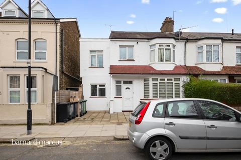 2 bedroom ground floor flat for sale, Vicarage Road, London