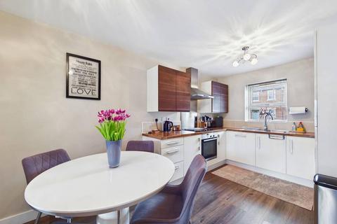 3 bedroom semi-detached house for sale, Hazelmount Way, Castleford