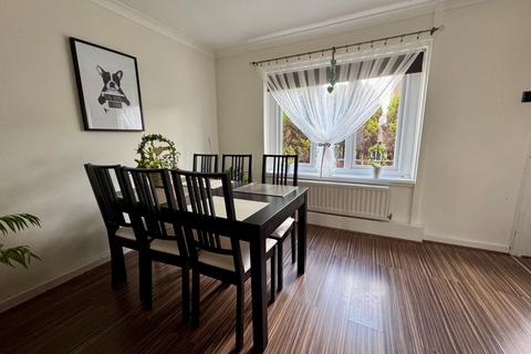 4 bedroom end of terrace house for sale, Amherst Road, Tyne and Wear NE3