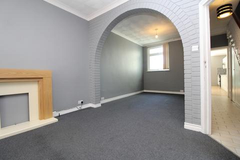 3 bedroom terraced house to rent, Beresford Road, Gillingham ME7