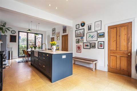 6 bedroom semi-detached house for sale, Bristol Road, Botanical Gardens, Sheffield