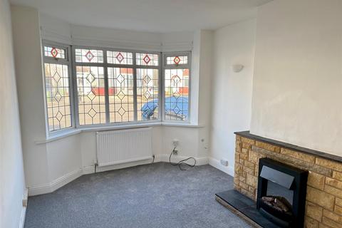 3 bedroom house to rent, Perry Hill Road, Oldbury, B68