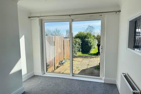 3 bedroom house to rent, Perry Hill Road, Oldbury, B68