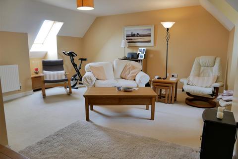 3 bedroom terraced house for sale, School Road, Calne