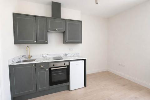 Studio to rent, Church Road, Hove, East Sussex