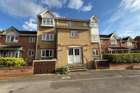 1 bedroom flat to rent, Barnum Court, Swindon