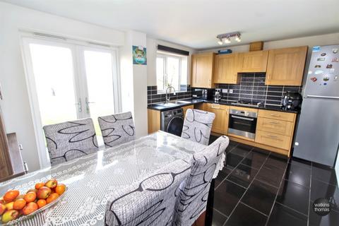 3 bedroom semi-detached house for sale, Mantella Drive, Hereford, HR1
