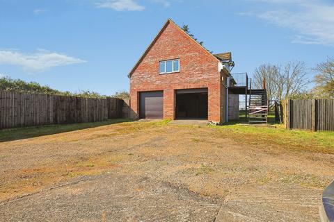 5 bedroom detached bungalow for sale, Bridge End Road, Red Lodge, Bury St. Edmunds