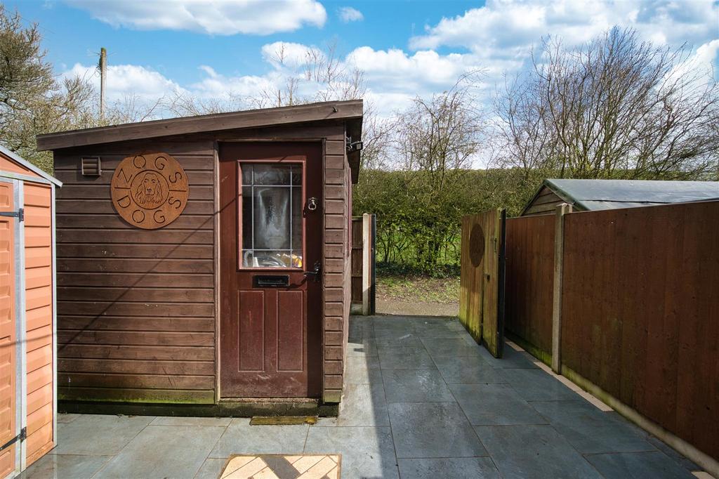 Rear Yard.jpg