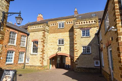 undefined, White Horse Yard, Towcester, NN12