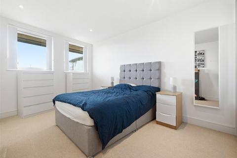1 bedroom apartment for sale, Western Gateway, Royal Victoria E16