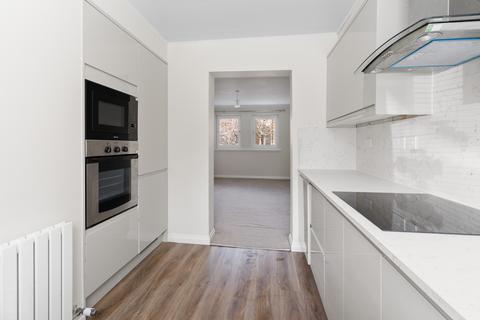 2 bedroom ground floor flat for sale, 13/1 Boat Green, Canonmills, Edinburgh, EH3 5LN