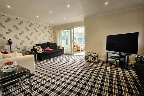 2 bedroom detached bungalow for sale, Audley Close, Lytham