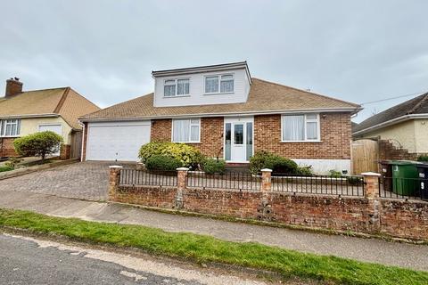 6 bedroom detached bungalow for sale, Third Avenue, Bexhill on Sea TN40