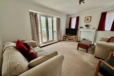 6 bedroom detached bungalow for sale, Third Avenue, Bexhill on Sea TN40