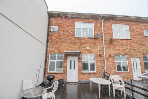 3 bedroom flat for sale, Waterloo Street, *16` x 12` lounge*3 bedrooms*bathroom and Cloakroom*Outside Area*