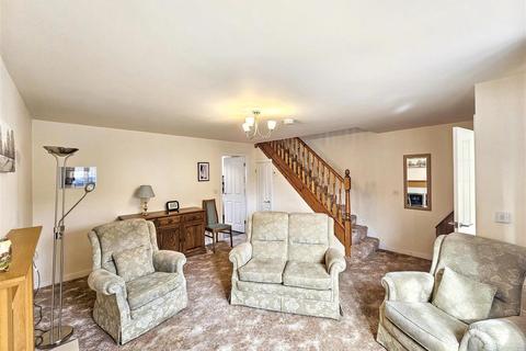 3 bedroom townhouse for sale, New Close Mill Fold, Silsden