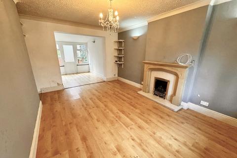 2 bedroom terraced house to rent, Castle Road, Birmingham, B29