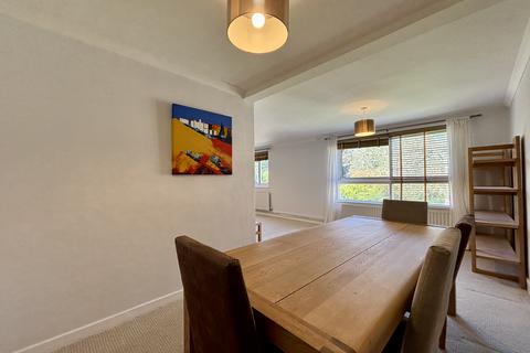 2 bedroom flat to rent, Westpoint, Bromley, BR2