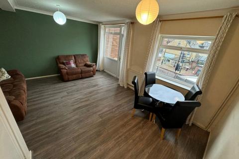 3 bedroom terraced house to rent, Pelham Place, Chapel Allerton, Leeds, LS7 3QZ