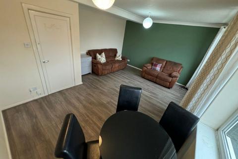 3 bedroom terraced house to rent, Pelham Place, Chapel Allerton, Leeds, LS7 3QZ