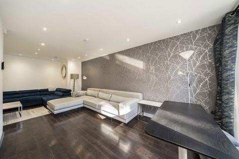 4 bedroom semi-detached house for sale, Westbere Road, London NW2