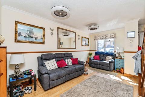 3 bedroom semi-detached house for sale, Perrywood Gardens, Totton, Southampton, Hampshire, SO40