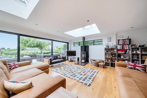 undefined, The Avenue, Wraysbury, TW19