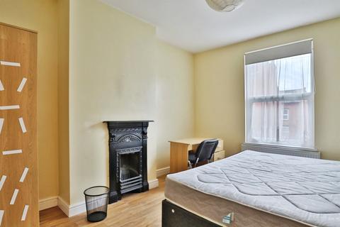 undefined, Harold Grove, Leeds