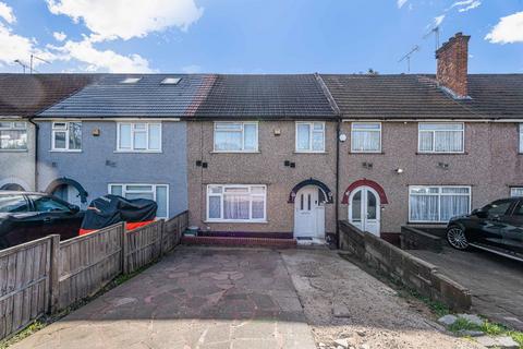 4 bedroom terraced house for sale, North Circular Road, London, NW2