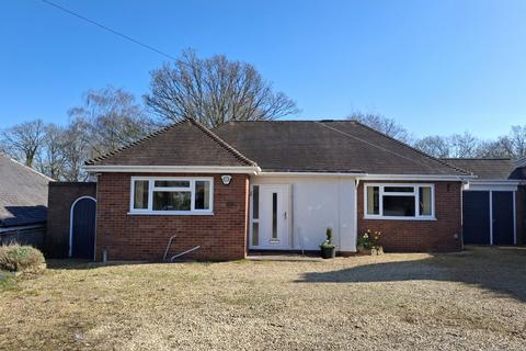3 bedroom bungalow for sale, St. Johns Avenue, Kidderminster, Worcestershire, DY11