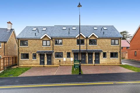 undefined, London Road, Hindhead, GU26