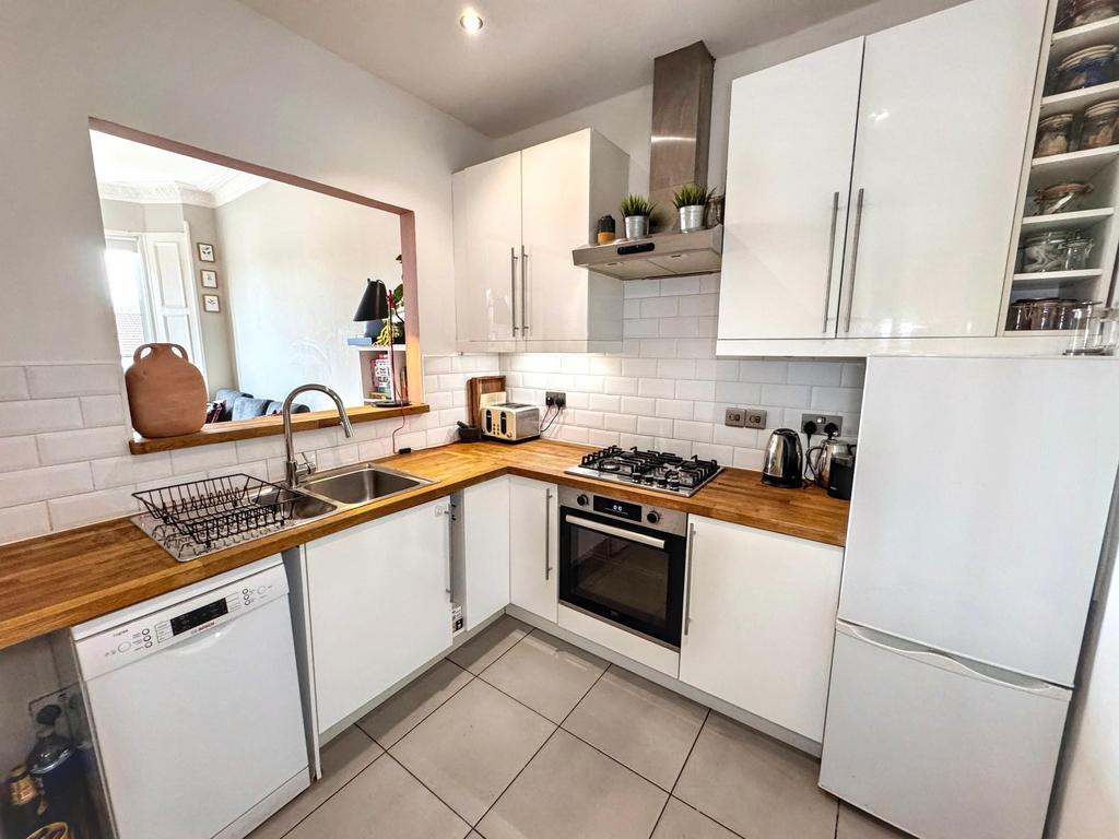 Kitchen 1