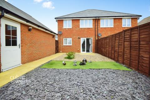 3 bedroom semi-detached house to rent, Hangar Drive Tangmere PO20