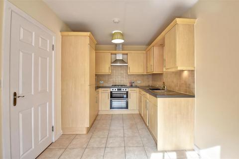 3 bedroom end of terrace house to rent, The Lindens, St. Benets Way, Tenterden