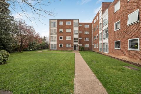 Tasman Court, Staines Road West, Sunbury-on-Thames, TW16mes, TW6