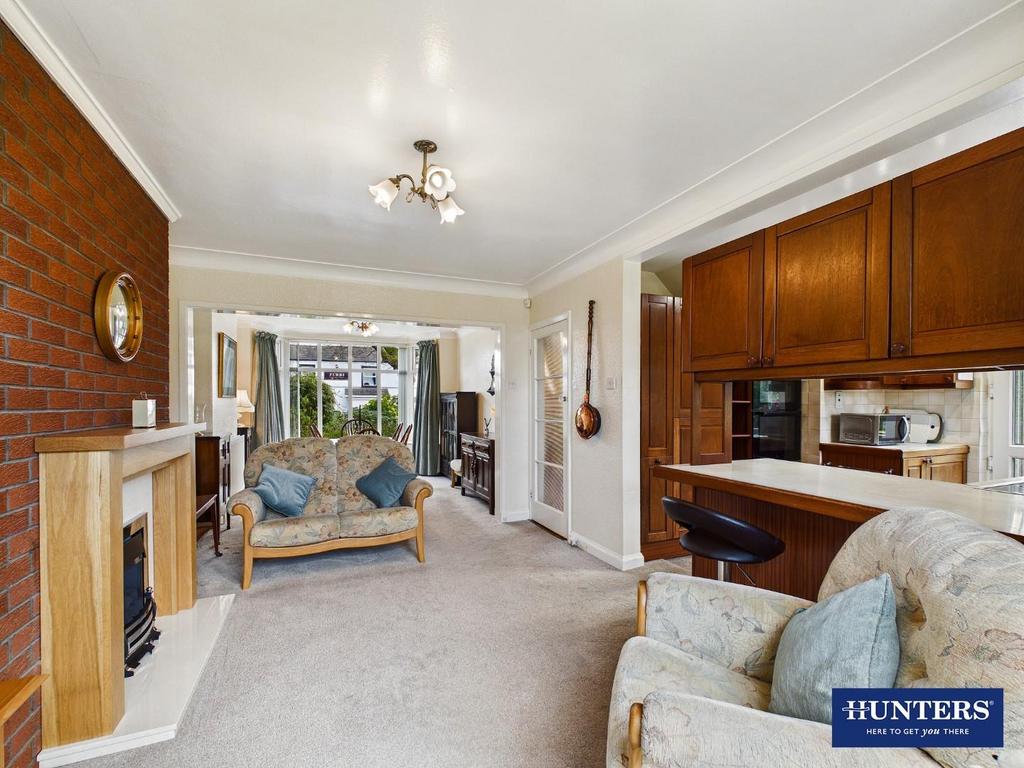Living/Dining Room