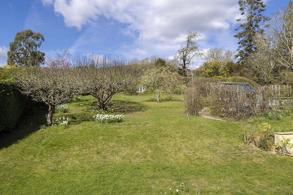 Lawned Garden