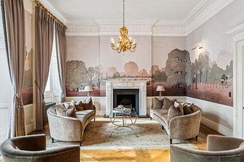 10 bedroom villa to rent, Hyde Park Place, London, W2
